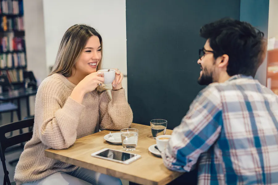 話を広げないため、会話が終了してしまう